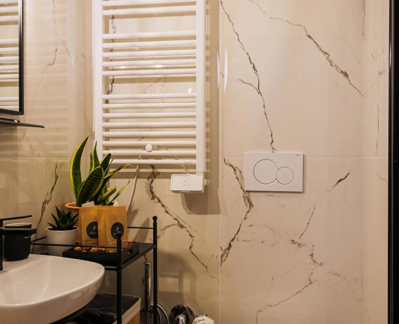 Apartament Il Giardino Di Sole Bari 0*,